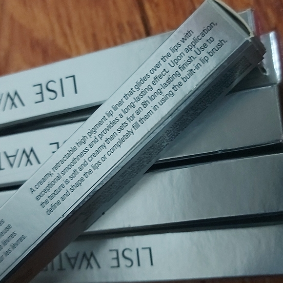 Lip designer retractable fill contour liner waterproof bundle X9 total - Picture 8 of 9